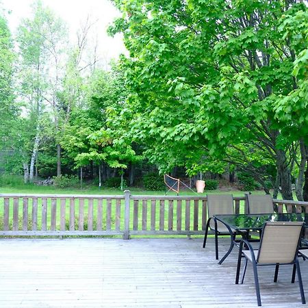 Katie Entire Basement 3 Bedrooms Charlottetown Exterior photo